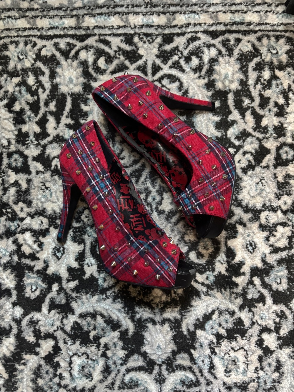 Avril Lavigne collection Red Plaid Studded Peep-Toe Heels